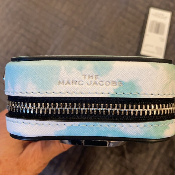 ❌SOLD❌ MARC JACOBS “THE HOT SHOT” BLUE MULTI-COLOR - Picture 10 of 10